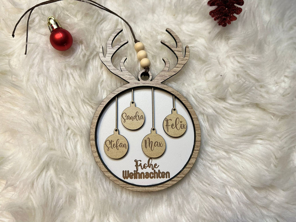 Personalisiertes rundes Familienornament / Weihnachtsschmuck in Form einer Hirschgeweihs