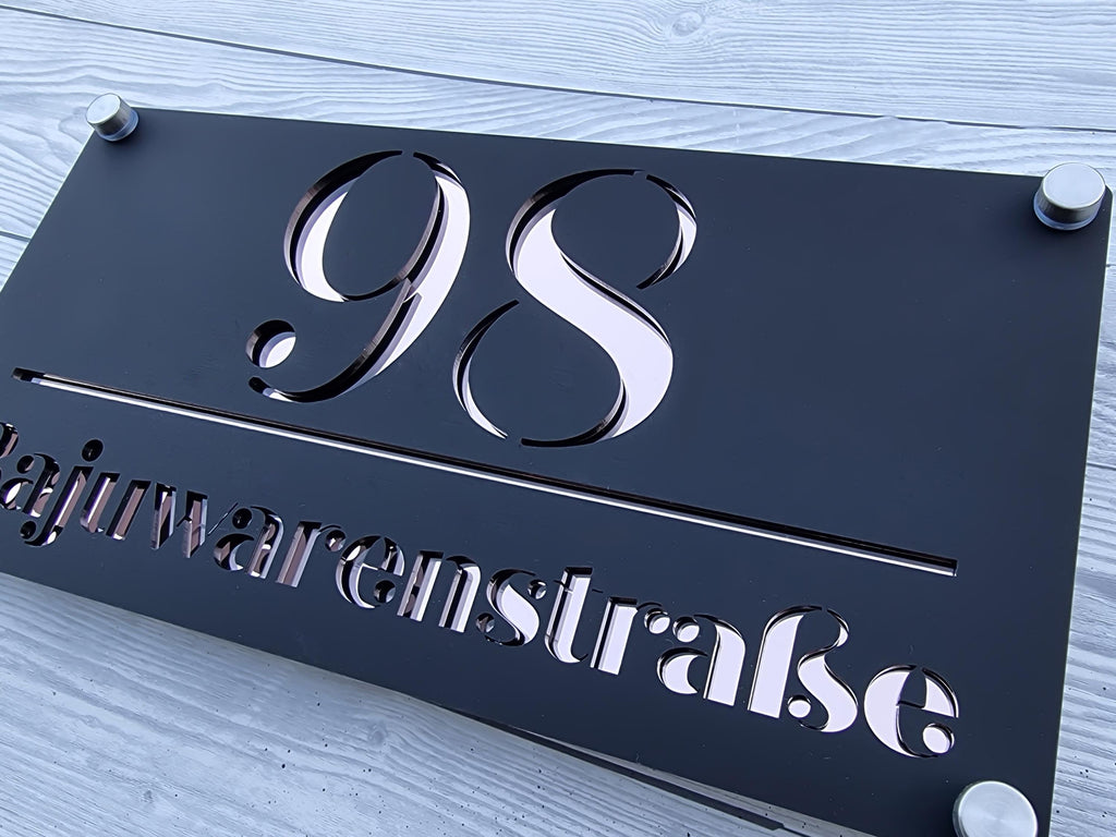 Hochwertige Acrylglas-Hausnummernschild mit edler Optik, Modernes personalisiertes Hausnummer